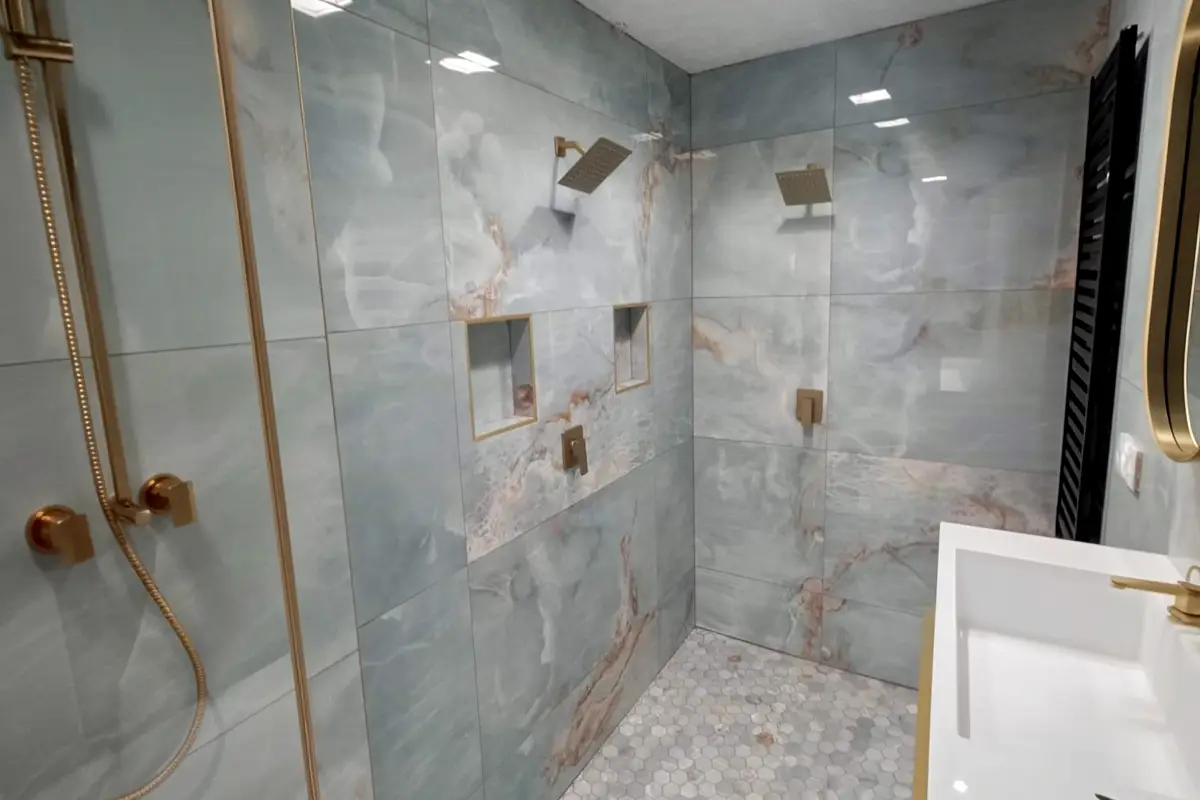 Walk in shower in London grey modern style